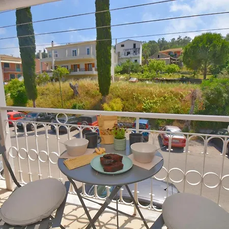 Yia Sou Corfu! Kolibri